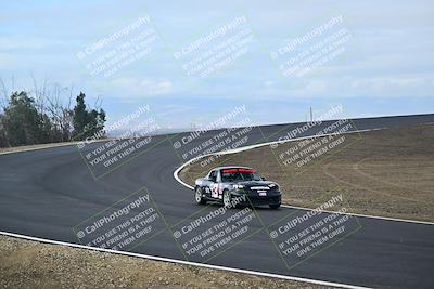 media/Jan-26-2025-CalClub SCCA (Sun) [[cfcea7df88]]/Group 1/Race/